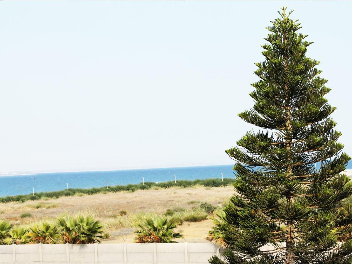Rebioz Hotel Larnaca Exterior photo